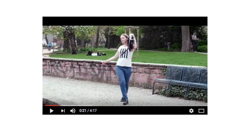 Musikvideo zum Song Happy in Frankfurt